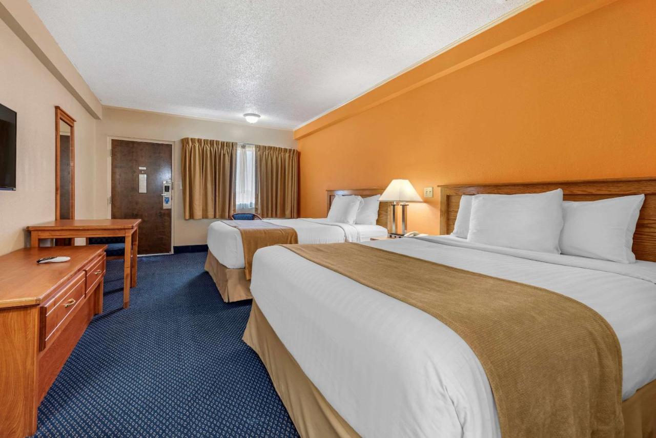 Asam Hotel Goodland Esterno foto