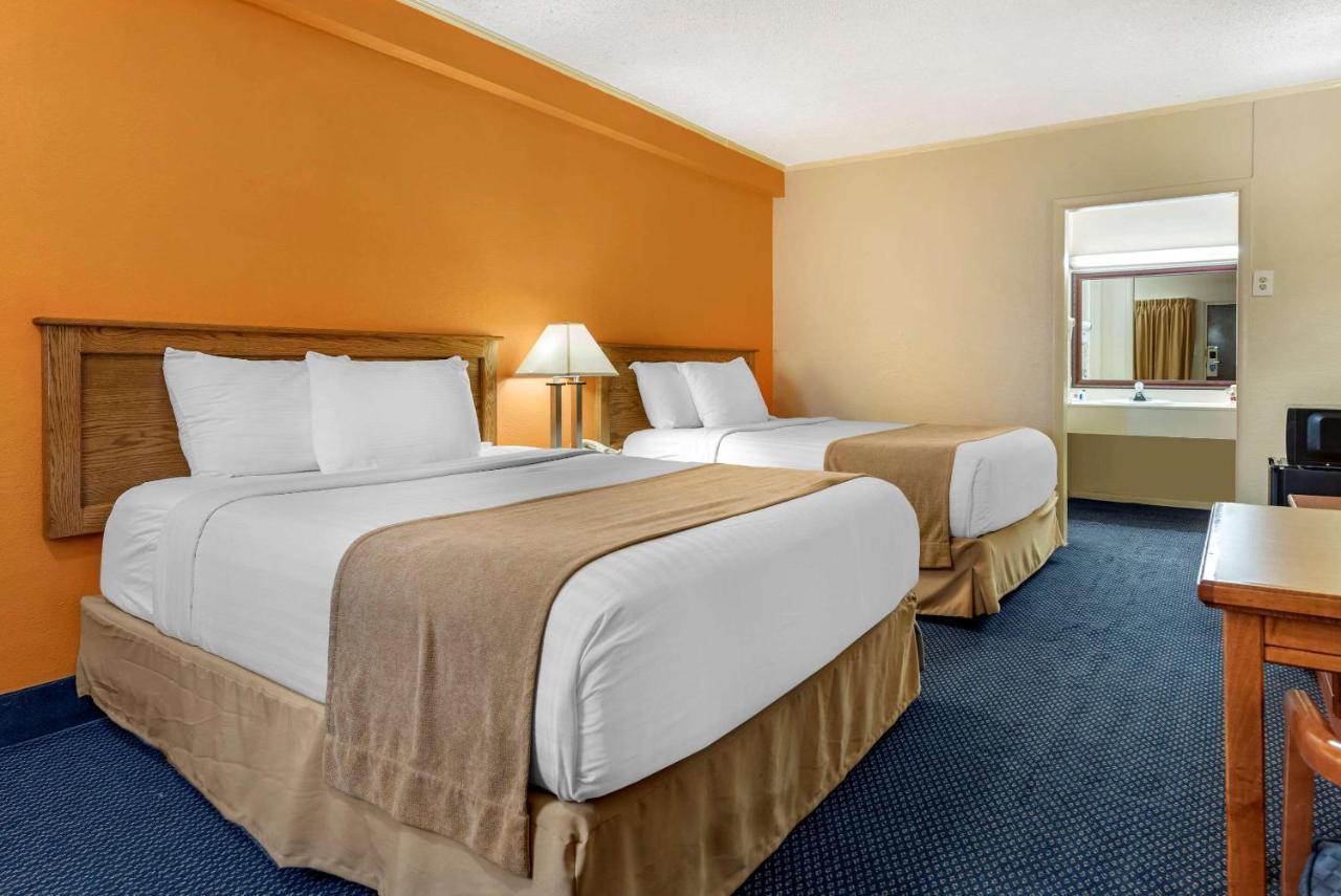 Asam Hotel Goodland Esterno foto