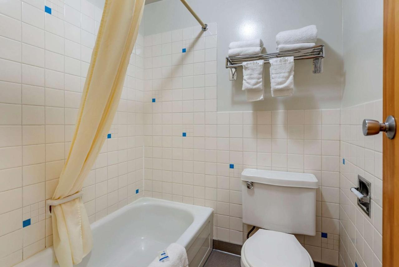 Asam Hotel Goodland Esterno foto