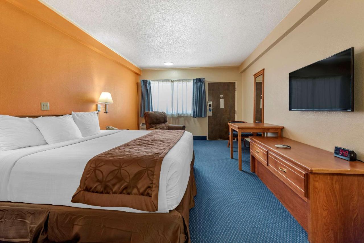 Asam Hotel Goodland Esterno foto