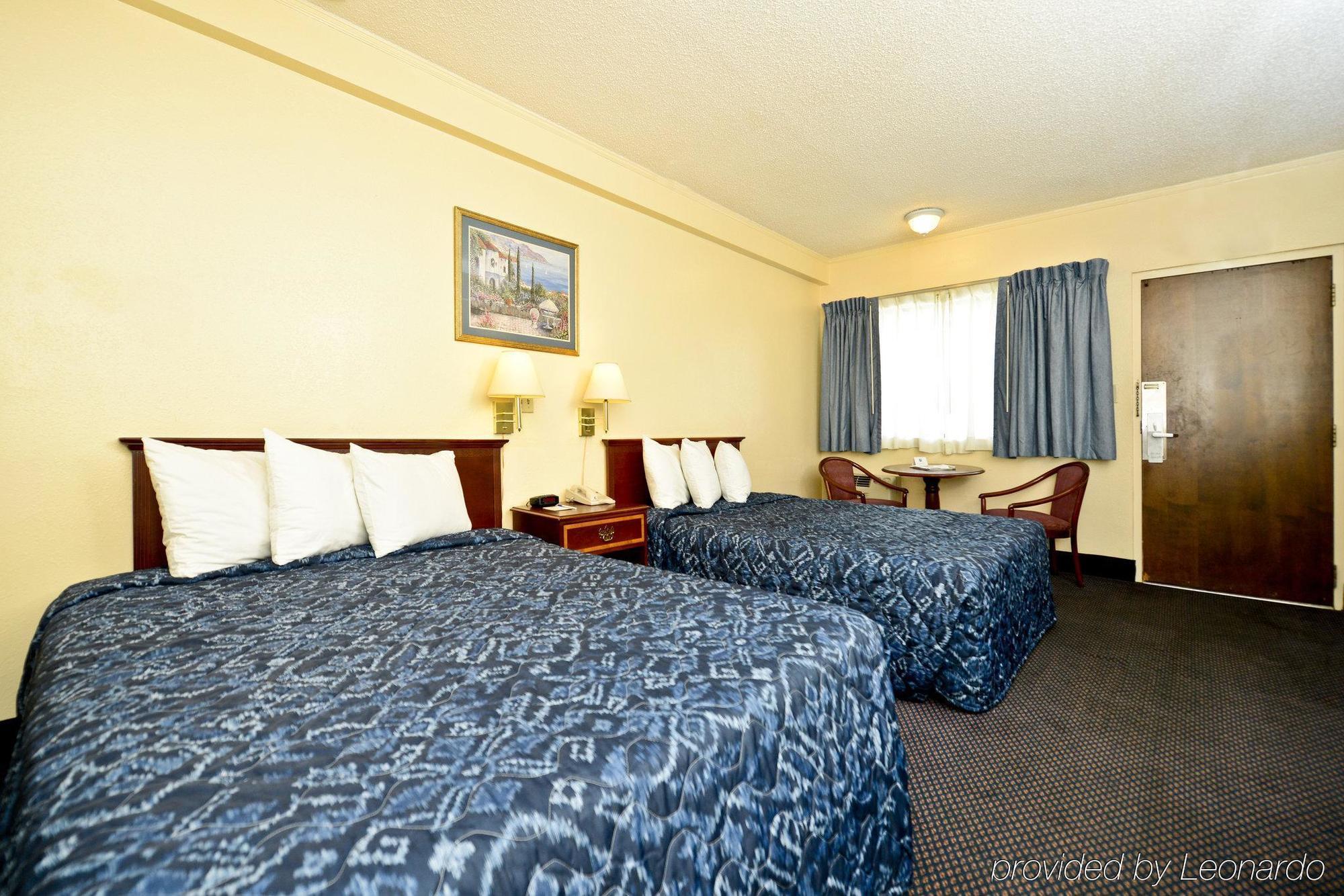 Asam Hotel Goodland Esterno foto